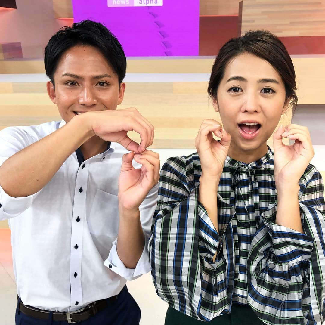 フジテレビ「THE NEWS α」さんのインスタグラム写真 - (フジテレビ「THE NEWS α」Instagram)「こんばんは安宅です！一週間お休みを頂いておりました！ 「目指せ！フォロワー10000人企画！」 皆さんのおかげで8000人を突破しました🎉  引き続き、こんな写真が見たい！ご要望お待ちしております！  #primenewsα#フジテレビ#fujitv#ニュース#椿原慶子#竹内友佳#内野泰輔#鈴木唯#安宅晃樹」9月25日 0時00分 - news_alpha