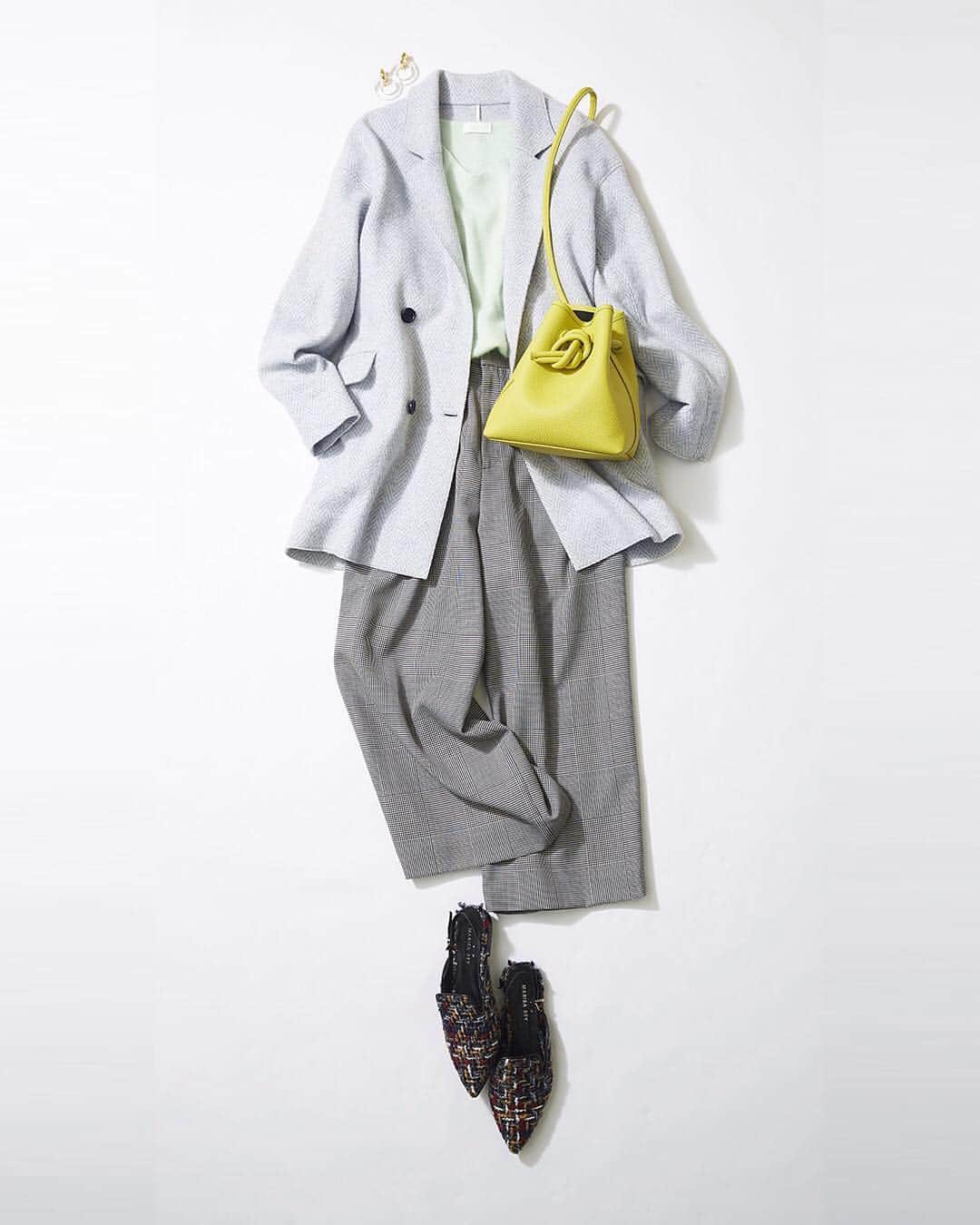 ルミネ公式のインスタグラム：「メンズライクな服にレディな小物を合わせて #ジャケット ¥26,000+TAX #ニット ¥19,000+TAX #パンツ ¥18,000+TAX #イヤリング ¥9,000+TAX #バッグ ¥36,000+TAX #シューズ ¥26,000+TAX ・ [ #LUMINEMAGAZINE ] #lumine #ルミネ #トゥモローランド #ootd #outfit #fashion #coordinate #コーディネート #ファッション #デイリーコーデ #コーデ #フォロー #川上さやか http://magazine.lumine.ne.jp/?p=78194 ※商品の価格や取り扱い状況は撮影時点のもので、変更になることがあります。」