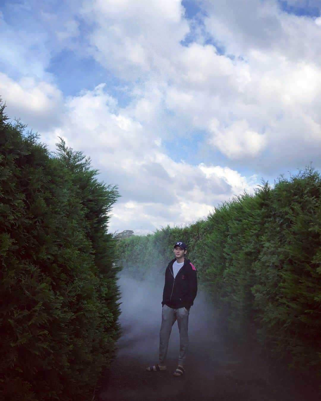 イ・ジョンソクさんのインスタグラム写真 - (イ・ジョンソクInstagram)「🤣」9月25日 19時18分 - jongsuk0206