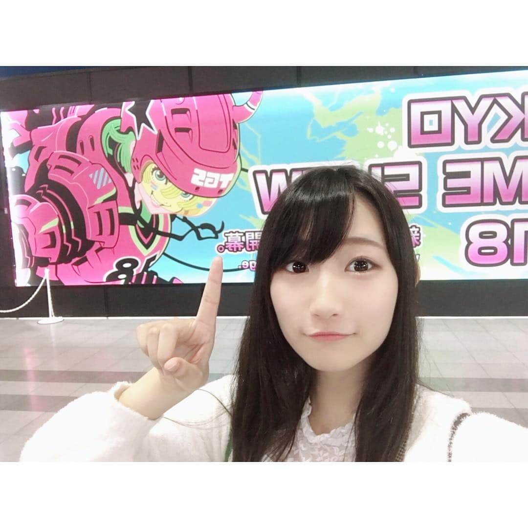 衛藤愛祐美のインスタグラム：「先日行われた東京ゲームショウにニコ生【Pのお宅にあつまってみた！】の取材で行ってきました〜！ ． やってみたかったVRの音ゲーやラブライブの推しと触れ合えるもの(？)もあったりでめちゃめちゃ楽しかったです…！ ．  #東京ゲームショウ #東京ゲームショウ2018 #tgs #tgs2018 #キングダムハーツ #ラブライブ #ラブライブサンシャイン  #pubg」