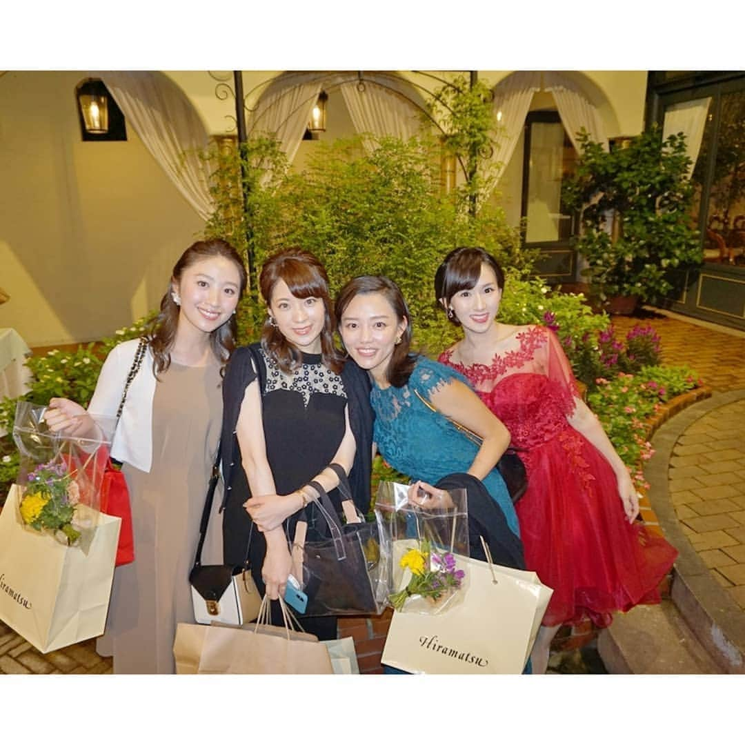 谷中麻里衣さんのインスタグラム写真 - (谷中麻里衣Instagram)「Wedding full of laughs and smiles ☺️ . 笑顔にあふれた優花ちゃんの結婚式💓 皆を楽しませようという新郎新婦の心遣いいっぱいでした✨ . いつも美しい優花ちゃんがさらに光輝いたよ😍 美女と野獣のベルみたいなドレスも素敵すぎて♥️ 旦那さんともお似合いで美女と美男でした🌻 . #結婚式 #披露宴 #挙式 #ウェディングドレス #カラードレス #リストランテaso #ウェディングケーキ #セントフォース #上野優花 #Wedding #weddingdress #美女と野獣 #ベル #お色直し」9月26日 10時15分 - marieyanaka