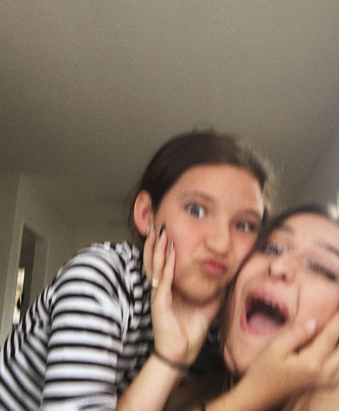 テイラー・グラブスさんのインスタグラム写真 - (テイラー・グラブスInstagram)「happy birthday to my best friend 💞 beyond lucky to have u as my sister. thank you for everything you do. i love u sososo much.」9月26日 4時40分 - teilorgrubbs