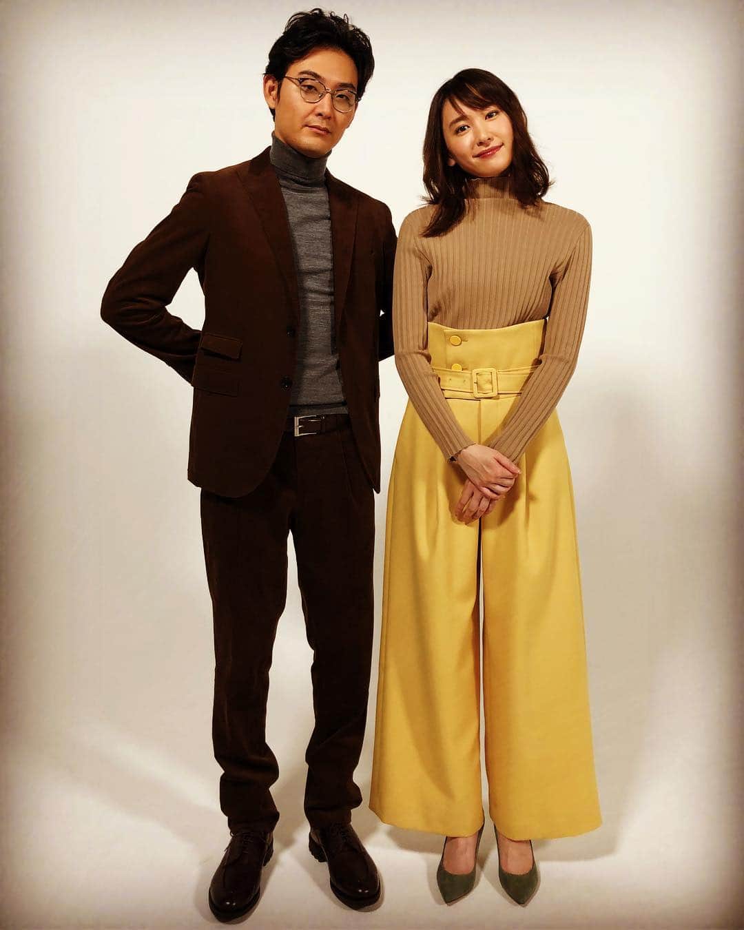 日本テレビ「獣になれない私たち」のインスタグラム：「instagram始めました📸 #新垣結衣 #松田龍平 #獣になれない私たち #けもなれ」
