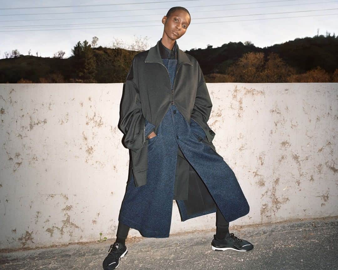 ワイスリーのインスタグラム：「Y-3 Three Stripes Matt Track Snap Jacket, Y-3 Three Stripes Tailored Wool Coat and Y-3 ADIZERO Runner. Y-3 Fall Winter 2018. 📸: @angelopennetta Styling: @mr_carlos_nazario --- #adidas #Y3 #YohjiYamamoto Find out more on Y-3.com」