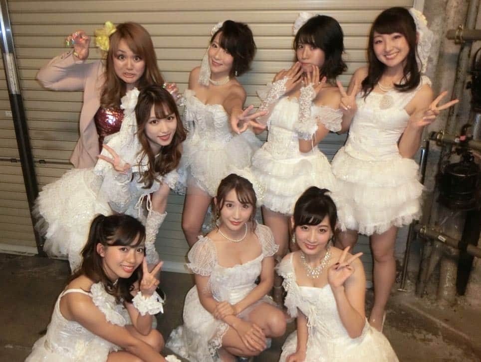 尻無浜冴美のグルメインスタ