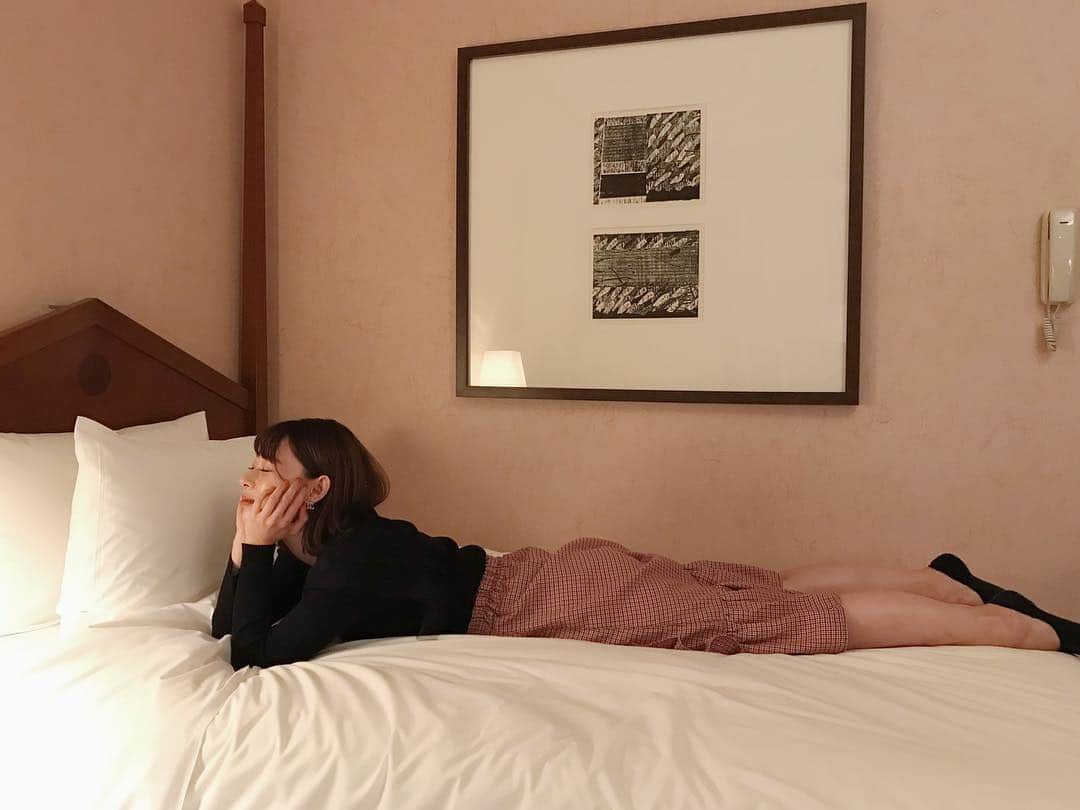 karen okajimaさんのインスタグラム写真 - (karen okajimaInstagram)「ㅤㅤㅤ ㅤㅤㅤ 大好きな帝国ホテルに泊まってるよ❤️❤️❤️ 19階からの景色が💯すぎる😍💞 アメニティも充実していて本当に素敵なホテル💫 ㅤㅤㅤ #インペリアルフロア #ジュニアスイート」9月27日 0時20分 - karenokajima0318