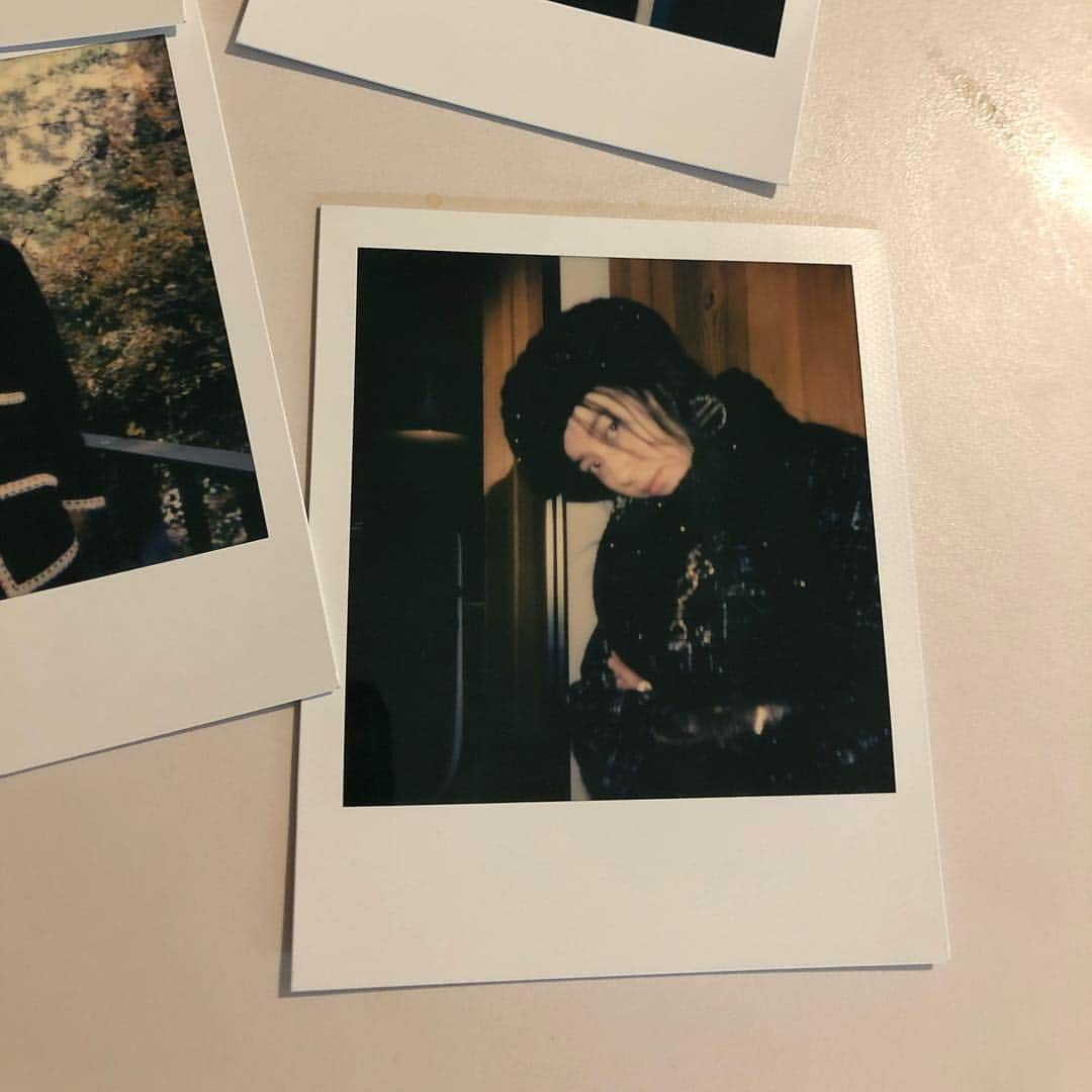 ハン・ヒョジュさんのインスタグラム写真 - (ハン・ヒョジュInstagram)「#polaroid」9月27日 5時49分 - hanhyojoo222