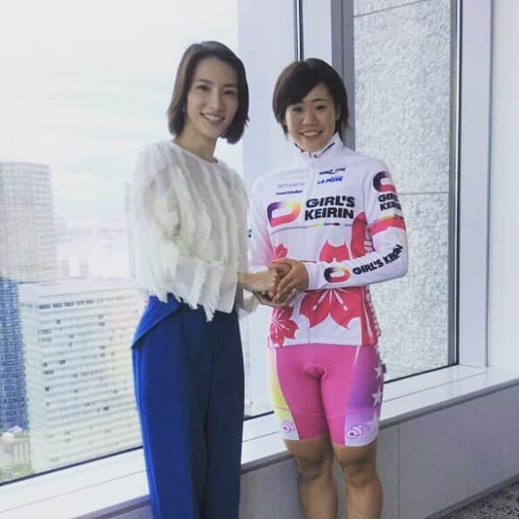 早霧せいなさんのインスタグラム写真 - (早霧せいなInstagram)「競輪の中嶋里美選手と本日発売のスポーツニッポン大阪版で対談しました！  #女子アスリート #尊敬！ #応援！ #IPSÉ」9月27日 14時59分 - seinasagiri_official