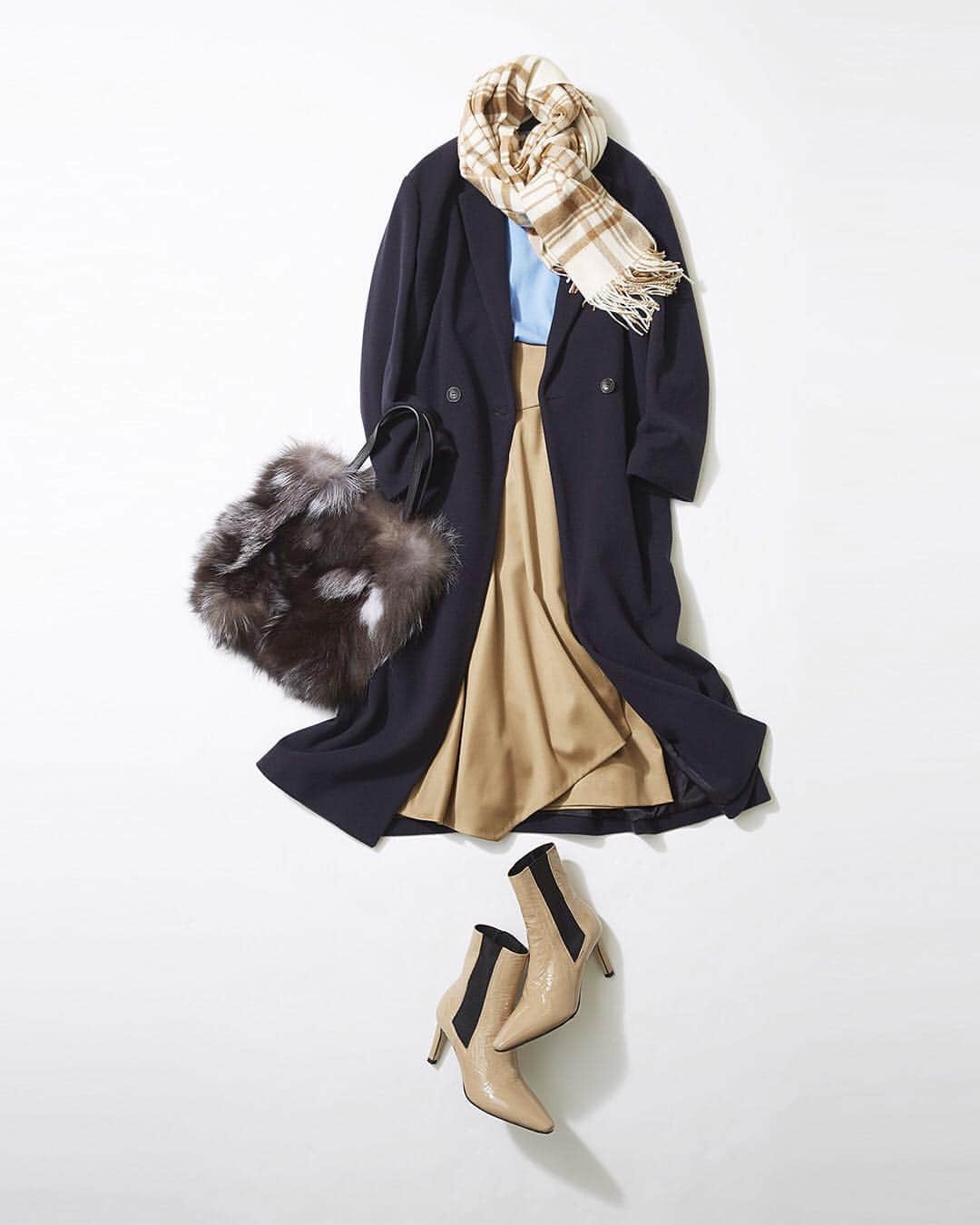 ルミネ公式のインスタグラム：「ウールコートにはツヤありアイテムがマッチ #コート ¥49,000+TAX #プルオーバー ¥14,000+TAX #スカート ¥18,000+TAX #ストール ¥62,000+TAX #バッグ ¥49,000+TAX #ブーツ ¥44,000+TAX ・ [ #LUMINEMAGAZINE ] #lumine #ルミネ新宿 #トゥモローランド #ootd #outfit #fashion #coordinate #コーディネート #ファッション #デイリーコーデ #コーデ #フォロー #川上さやか http://magazine.lumine.ne.jp/?p=78200 ※商品の価格や取り扱い状況は撮影時点のもので、変更になることがあります。」