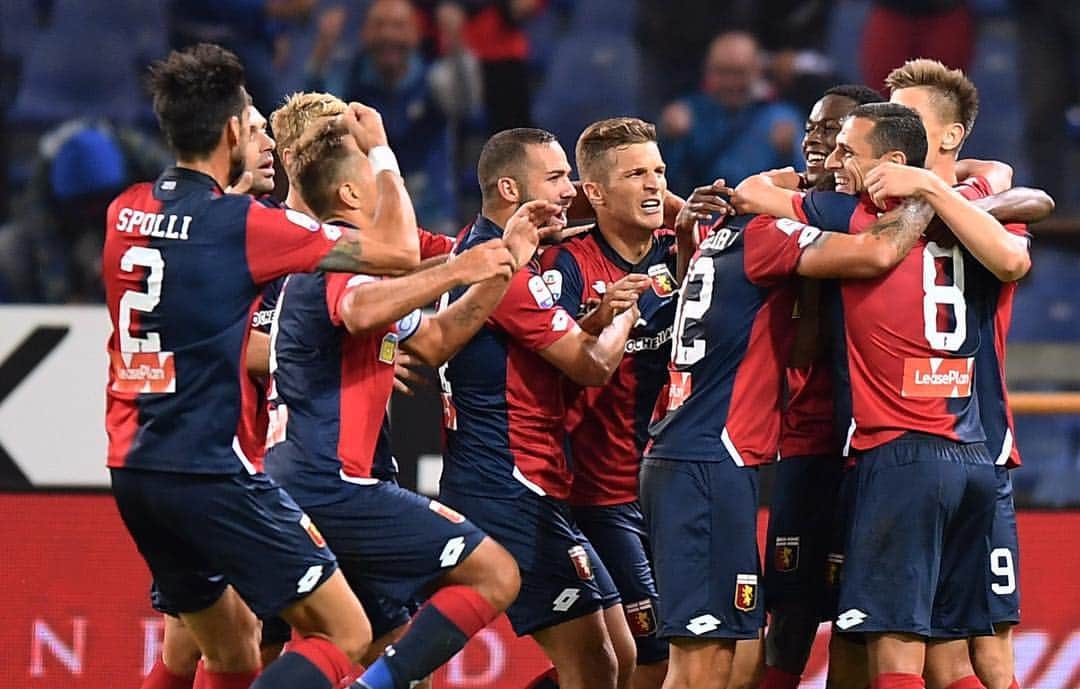 オスカル・ヒリェマルクのインスタグラム：「Così ragazzi! 💯👊🏻Grazie per l'incredibile supporto!🔴🔵」