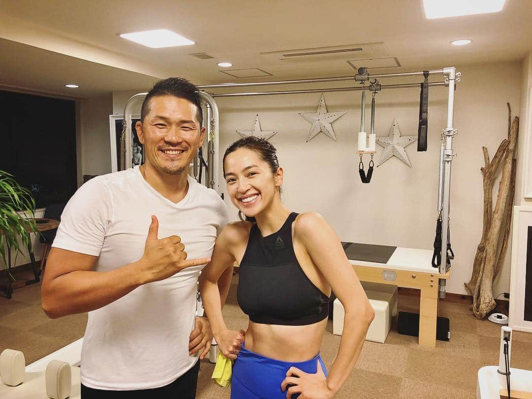 中村アンさんのインスタグラム写真 - (中村アンInstagram)「ピラティスを始めました🙋‍♀️長いこと腰痛が治らず悪化する一方だったこともあり。伸ばしたり縮めたり、静かにとてもハード。今までとはまた違うカラダの動かし方や呼吸法、知識が興味深くて面白いです。有酸素と並行しながらピラティスもできたら理想的✌🏻#pilates」9月27日 18時36分 - cocoannne