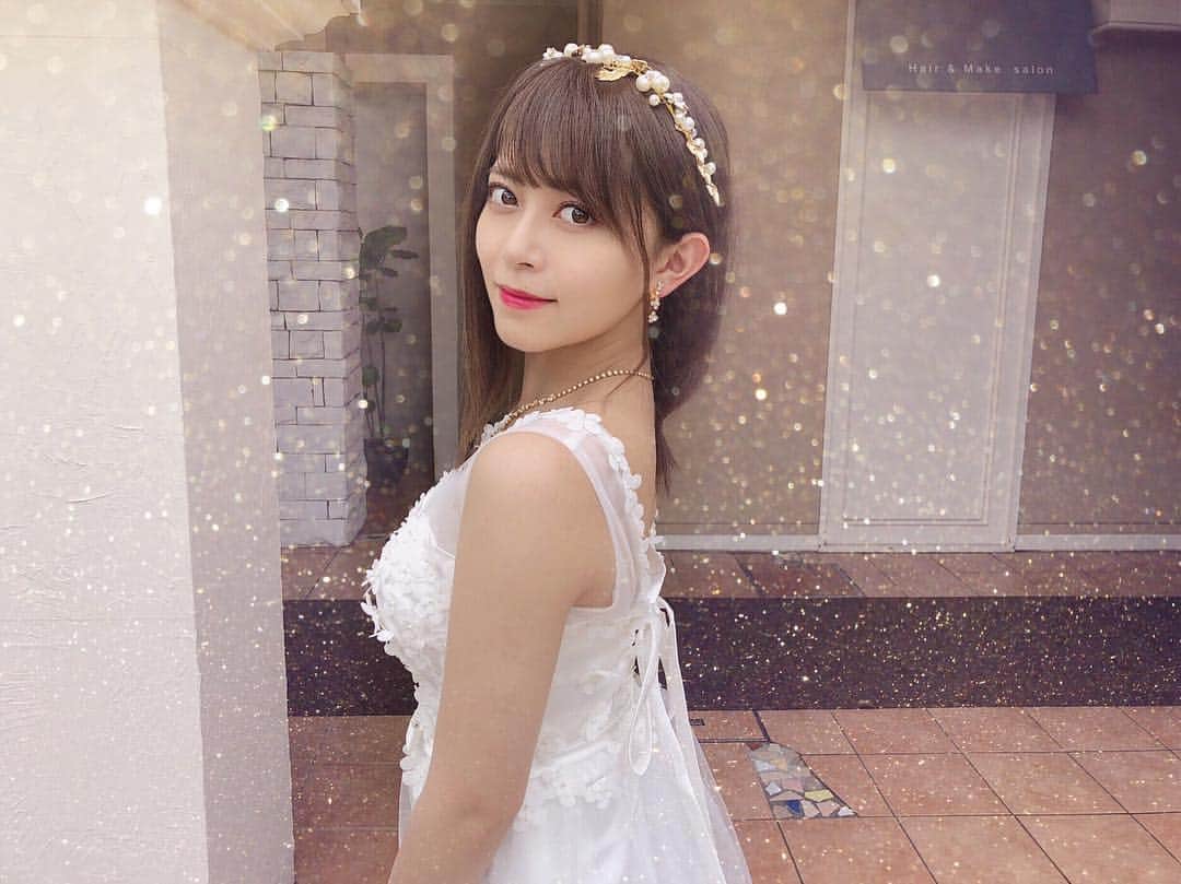 岩花詩乃さんのインスタグラム写真 - (岩花詩乃Instagram)「先日のアイアの撮影で白のドレスを着ました✨ どうでしょうか？😌 ドレスって着る機会なかなかないけん、ドキドキでした👰 * * #ドレス#dress#撮影」9月27日 20時40分 - 4shino_iwahana1