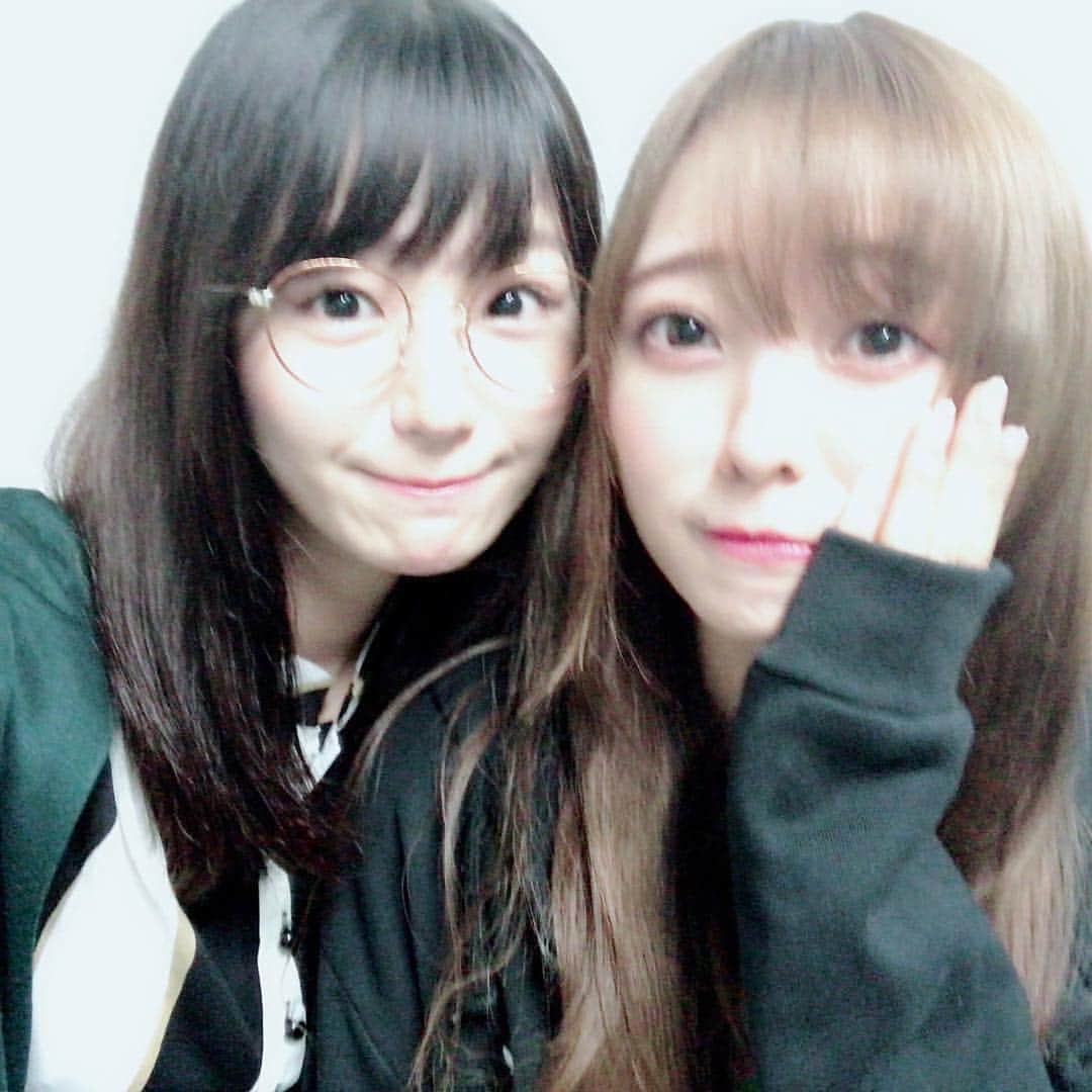 樋口日奈ファンアカウントのインスタグラム：「1日1みなみん！ この梅ちゃん可愛すぎルゥ！😍😍 #高山一実 #梅澤美波」