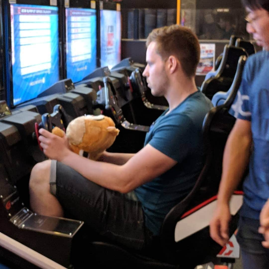 バスさんのインスタグラム写真 - (バスInstagram)「Me and @wickio chilling/gaming in the Round1 after 🎳 with @chiakiinengland and her cute chipmunk teddy 🐻 😂  In other news YouTube channel is up, content to follow soon 🤙🏻 🙈 https://www.youtube.com/channel/UCfkqnPvlqYqyHtdywwhhuMg  #Gaming #Round1 #Ikebukuro #Tokyo #Japan #Chipmunk #Travelling #TwoGaijin #OMGAreWeReallyYouTubers 🙈😂」9月28日 8時02分 - basheemskerk_89