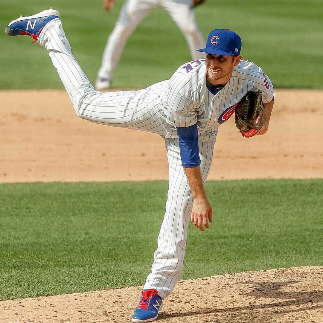 ジャスティン・ハンコックのインスタグラム：「Can’t wait to get back on the field. #GoCubsGo #FirstPost」