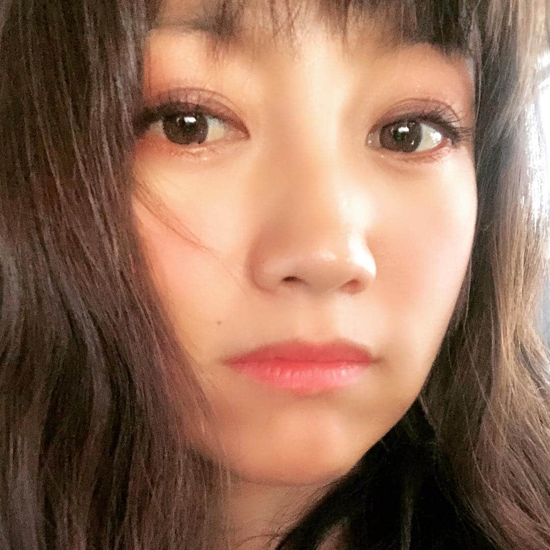 福島和可菜さんのインスタグラム写真 - (福島和可菜Instagram)「#たまには #ノンスマイルで #気合い #今日は #イベント #の打ち合わせ #読売新聞 #さんの取材へ #10月 #の私は #イベントづくし #マラソンは #札幌マラソン #アクアラインマラソン #軽井沢マラソンフェスティバル #横浜マラソン #盛りだくさん #加賀谷はつみちゃんと #歌も #歌います #またお知らせします #髪切りたい #パーマもかけたい #秋メイク」9月28日 16時59分 - fukushimawakana