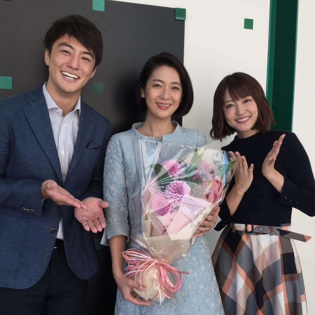 日本テレビ「ヒルナンデス！」さんのインスタグラム写真 - (日本テレビ「ヒルナンデス！」Instagram)「ヒルナンデス！ニュースの顔💕森富美アナが今日で担当最後でした。。柔らかニュースの時にスタジオと掛け合いトークする時のほっこりお茶目な森アナは他のカタいニュース番組では見られない、ヒルナンならではの楽しみでした✨来週から別の時間帯のNewsを担当＆新番組も増えるそうです^_^！そしてヒルナンニュースは杉上佐智江アナ＆久野静香アナが隔週交代で担当します！みなさんどうぞよろしくお願い致します💕💕(C)日本テレビ #ヒルナンデス #ヒルナンデスニュース #森富美アナ #南原清隆 #久本雅美 #河北麻友子 #梅澤廉アナ #滝菜月アナ #お疲れさまでした #これからもロケやナレーションでお世話になります #杉上佐智枝アナ #久野静香アナ #秋からニュース宜しくお願いします」9月28日 19時15分 - hirunandesu_ntv_official