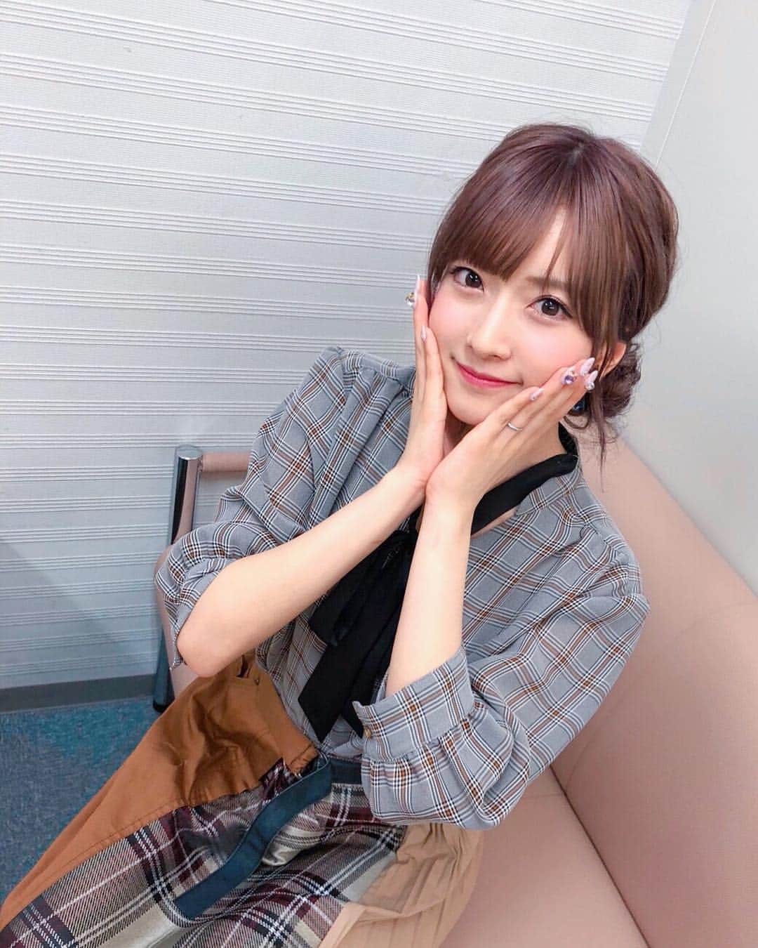 のインスタグラム：「・ 👗→@loveless_guildprime 👠→@esperanza_official」
