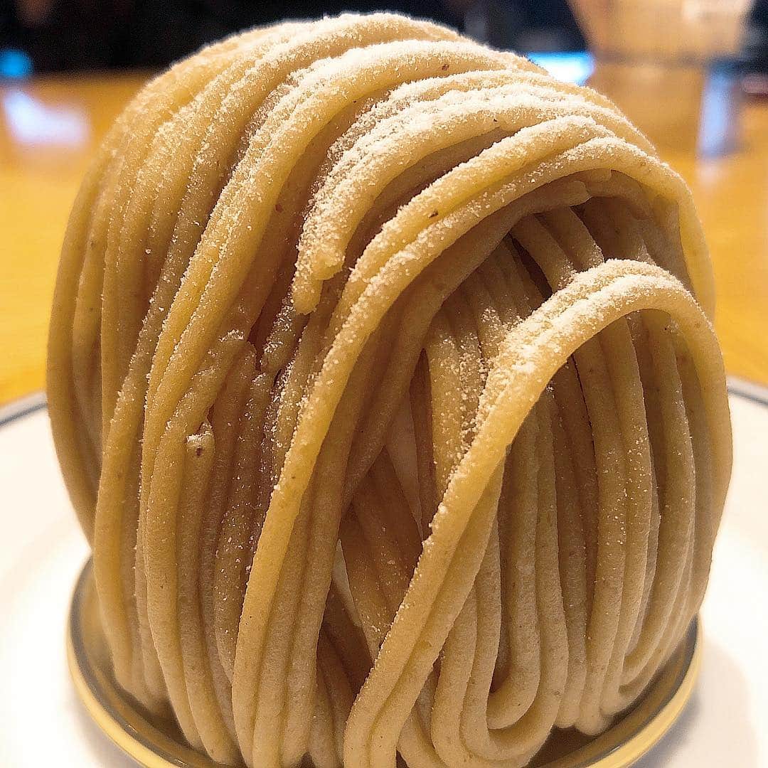 里井真由美のグルメインスタ