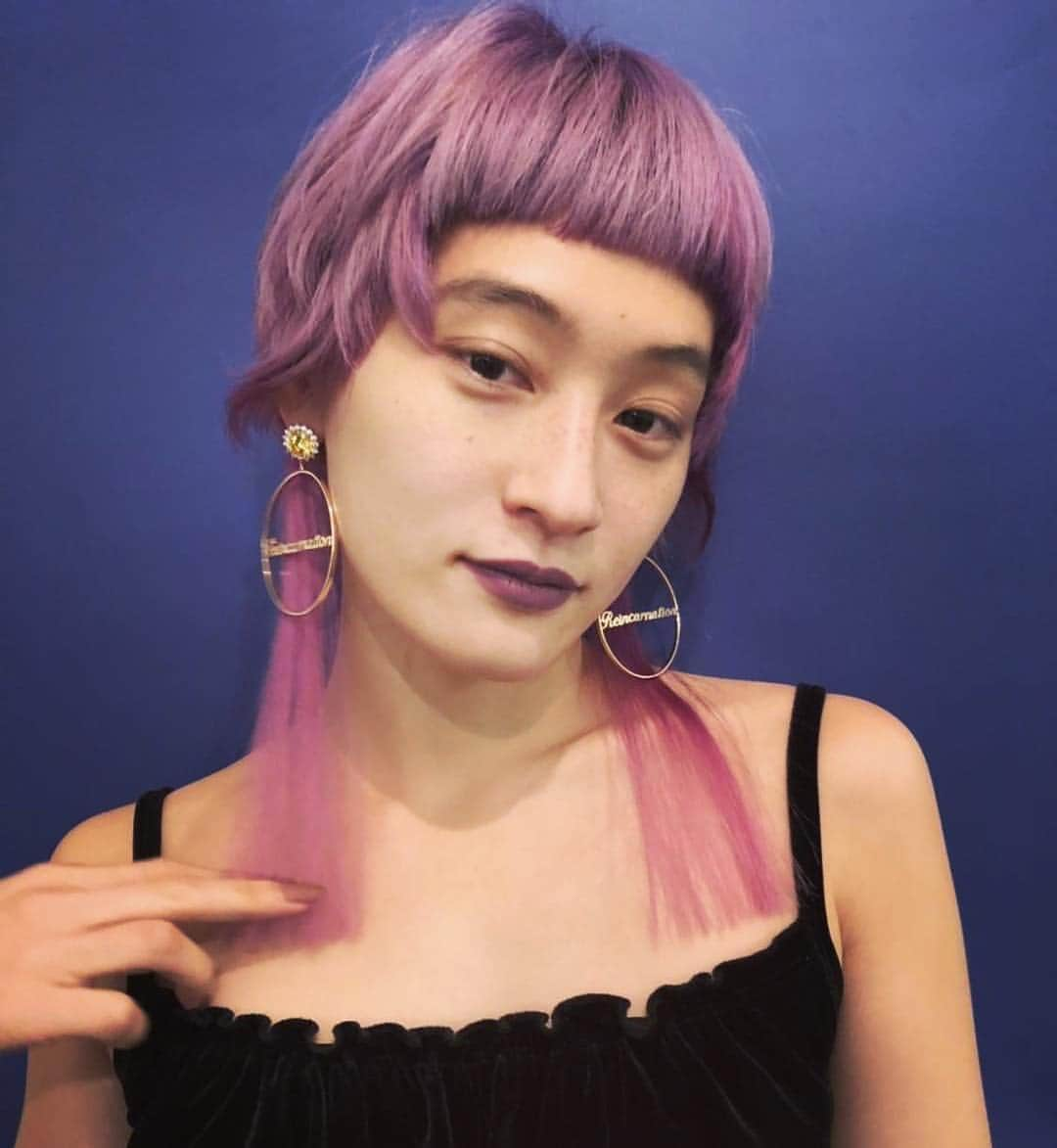 コムアイさんのインスタグラム写真 - (コムアイInstagram)「🧞‍♀️」9月29日 21時04分 - kom_i_jp