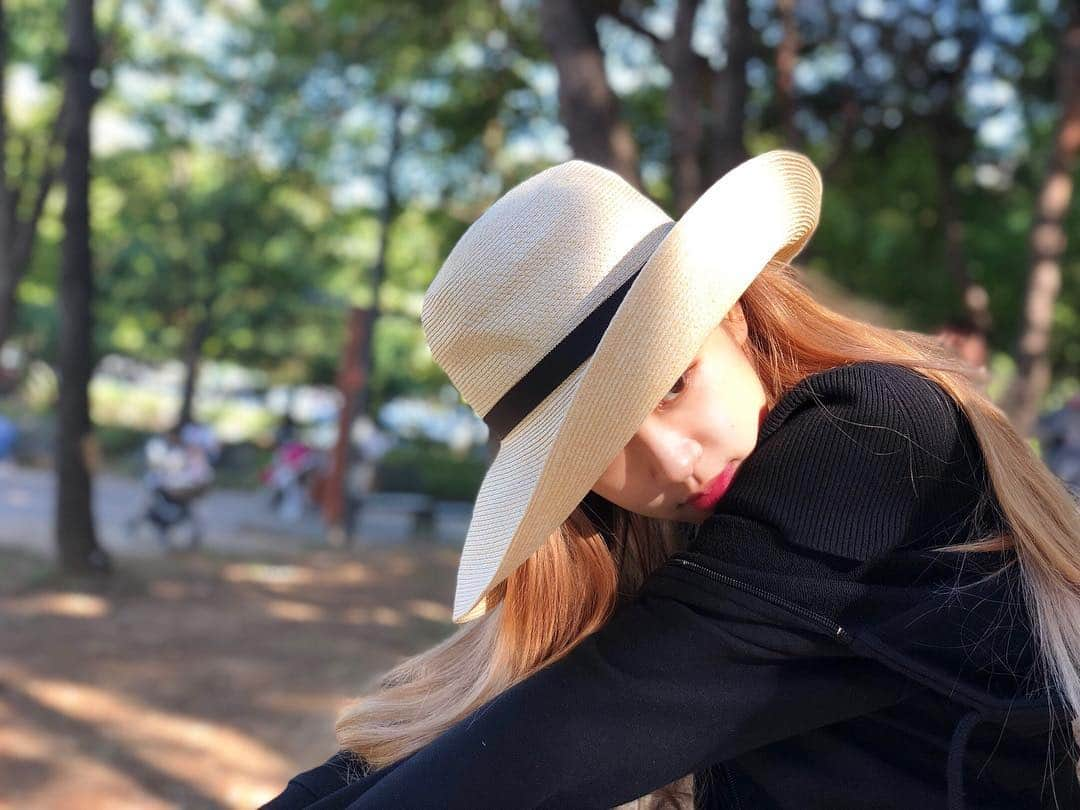 ロゼさんのインスタグラム写真 - (ロゼInstagram)「👒 Stay.」9月30日 14時11分 - roses_are_rosie