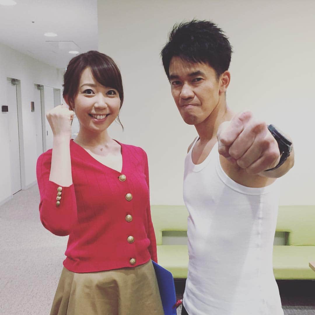 須黒清華のインスタグラム：「明日から、 BSジャパンはBSテレ東になります✨ というわけで、この後19時から、生放送やりますっ‼︎ MCは武井壮さんと🎶 秋の激ウマ食材探検隊😋 オススメ番組もたくさんご紹介しますので、ぜひご覧ください✨ #BSジャパン #bsテレ東 #武井壮 さん」