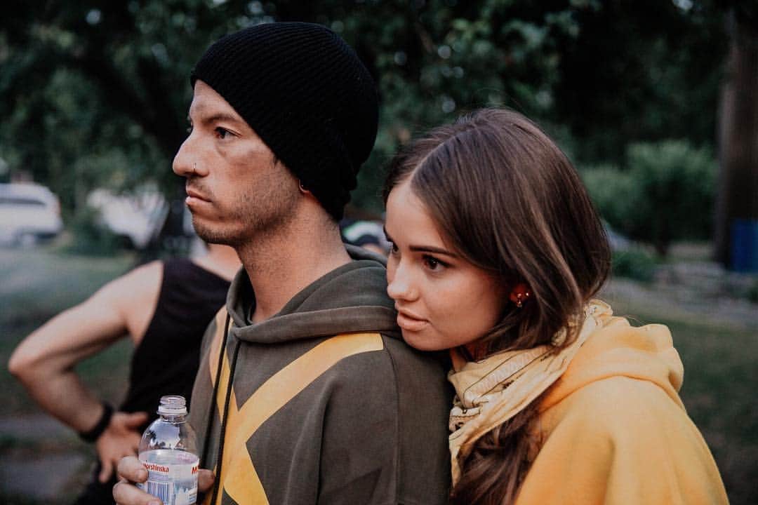 のインスタグラム：「Looking for hot sauce in Kiev」