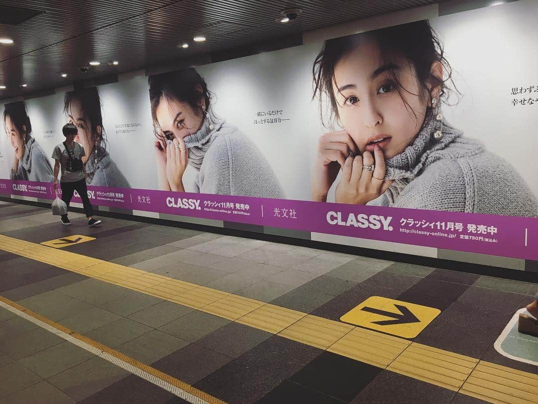 オードリー亜谷香さんのインスタグラム写真 - (オードリー亜谷香Instagram)「In utter shock, disbelief, and jubilation every time something like this happens. I get pure chills thinking about how lucky I’ve been and how every trial and tribulation has been a blessing that has lead me to this exact moment in time. Tokyo you have my heart 💜」10月1日 18時21分 - audrey_ayaka