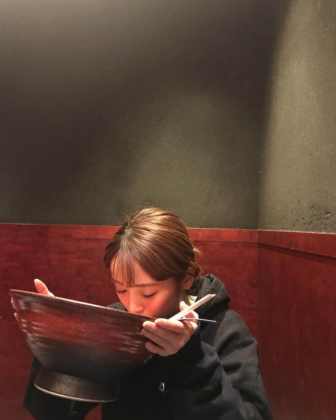 泉里香さんのインスタグラム写真 - (泉里香Instagram)「ごはんの時間が一番好きかも。 しあわせ🤤」10月16日 20時46分 - rika_izumi_