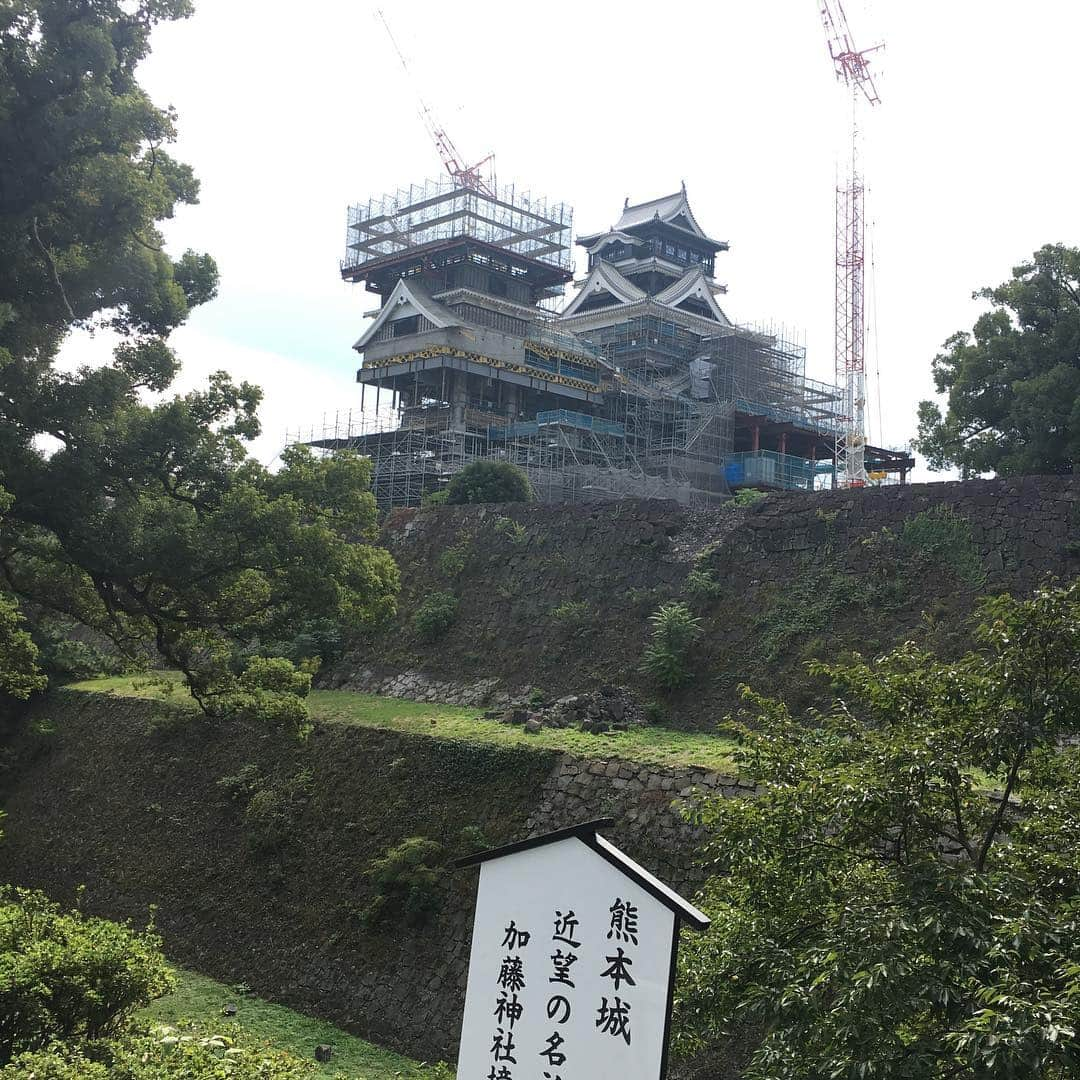 荻野広大さんのインスタグラム写真 - (荻野広大Instagram)「熊本プチ旅行🚗 #大観峰 #鍋ヶ滝 #熊本城」10月16日 21時15分 - k0ta0502