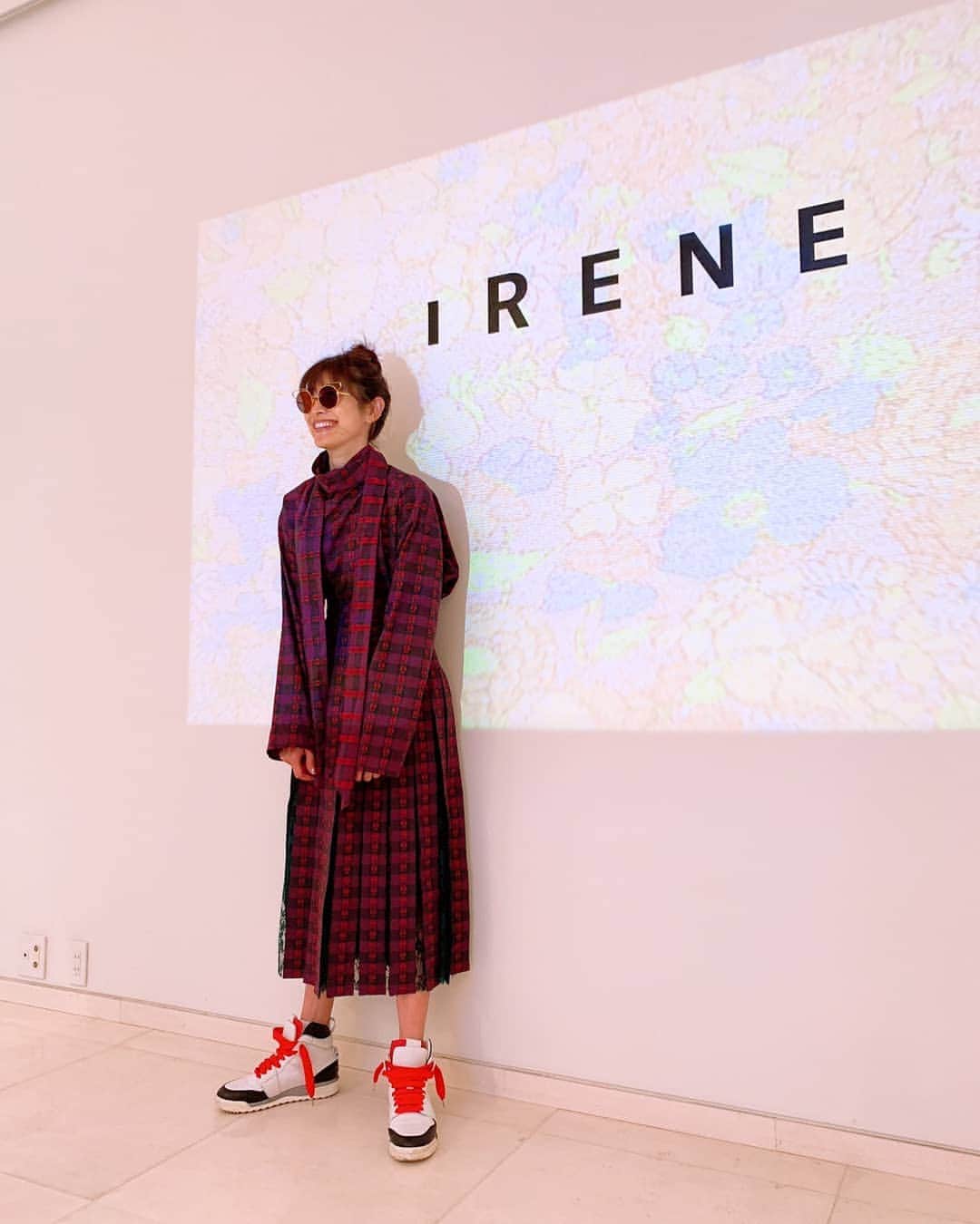 山田優さんのインスタグラム写真 - (山田優Instagram)「『IRENE』の展示会へ 行ってきました‼️ 最近の私服はここばかりというぐらい、ツボ❗  ちょっと、どこか変わっていて エッジが効いてるんです‼️ 今回も可愛かった～  @_irene__official_」10月16日 21時32分 - yu_yamada_