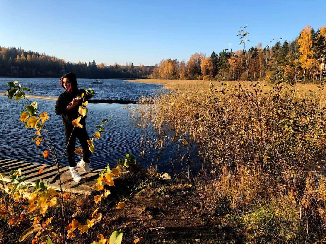 ユリア・リプニツカヤのインスタグラム：「🍂✨#🇷🇺」