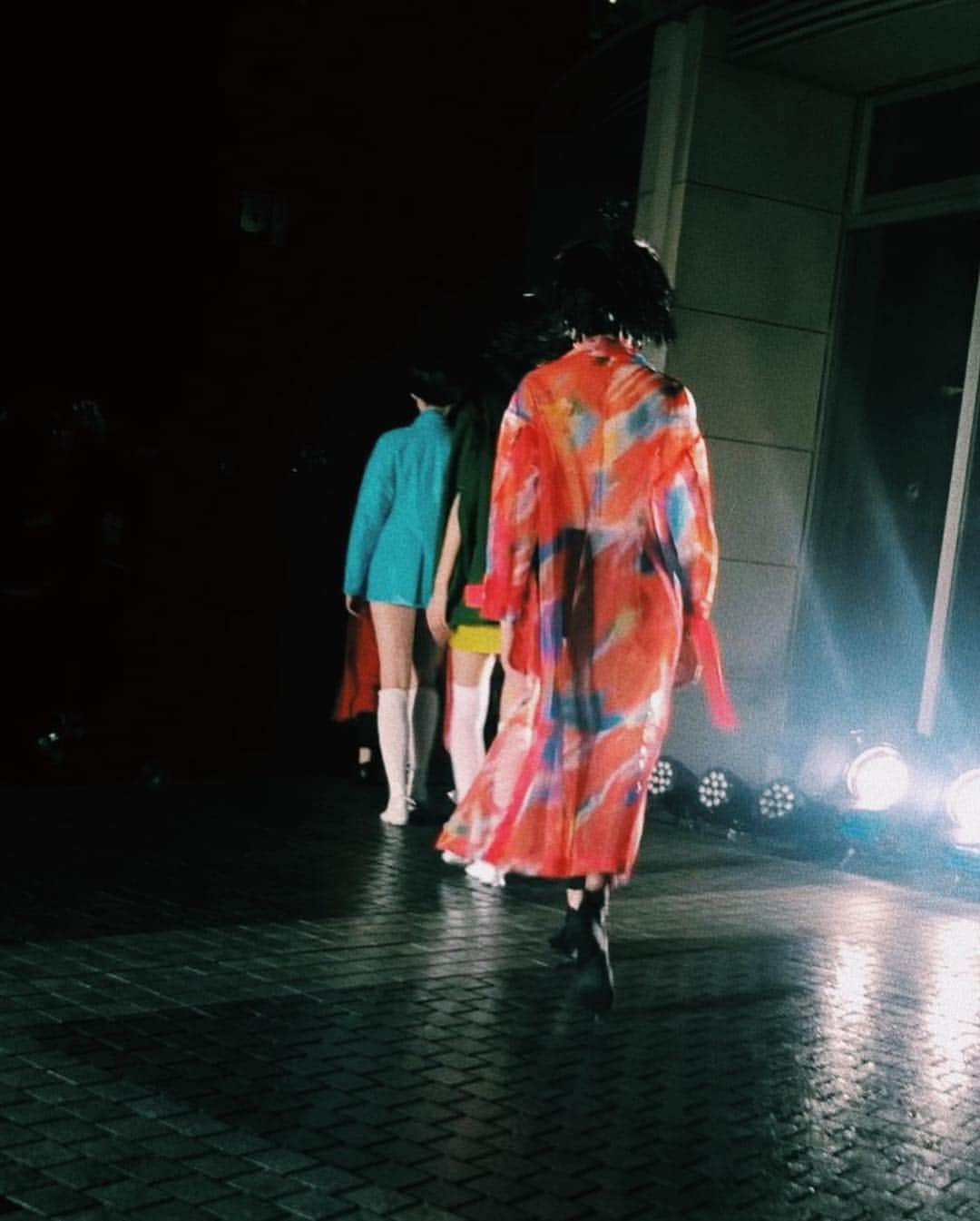 Fashion Headlineさんのインスタグラム写真 - (Fashion HeadlineInstagram)「#IHNN first runway show spring/summer '19 . @ihnn_official  #ChisungIHN #afwt2019ss #イン #インチソン #印致聖 #北村道子 #鈴木親 #aitominaga」10月16日 22時28分 - fashionheadlinejpn