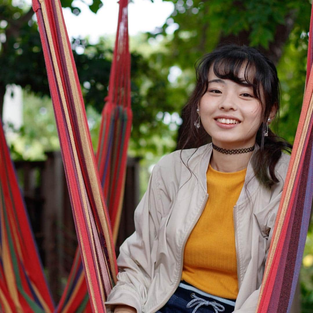 小西尚子のインスタグラム：「今日もちょっと暑かったですね * * * * #ハンモック #ゆらゆら #まだまだ #残暑 #みなさん #体調 #気をつけて #くださいね 投票もよろしくお願いします〜プロフみてね！ * * * * #ミスコン #ミスコンテスト #千葉大 #千葉大ミスコン #ミスファイナリスト #no2」