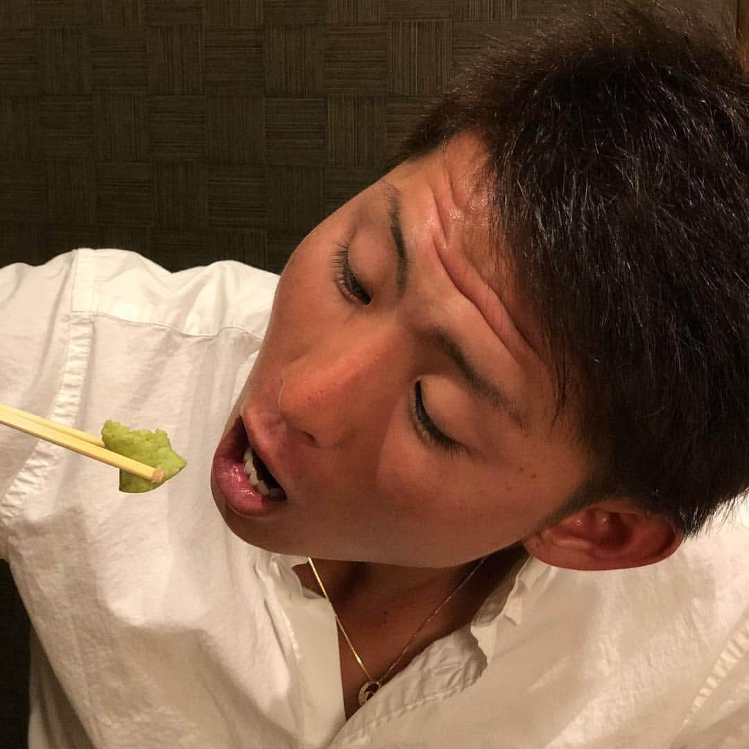 上原健太さんのインスタグラム写真 - (上原健太Instagram)「姫ちゃん初昇格！ これで同期みんな昇格！ 残りの試合も頑張ります^ ^  #姫野優也#姫ちゃん#一軍昇格」10月2日 23時12分 - kenta.uehara20