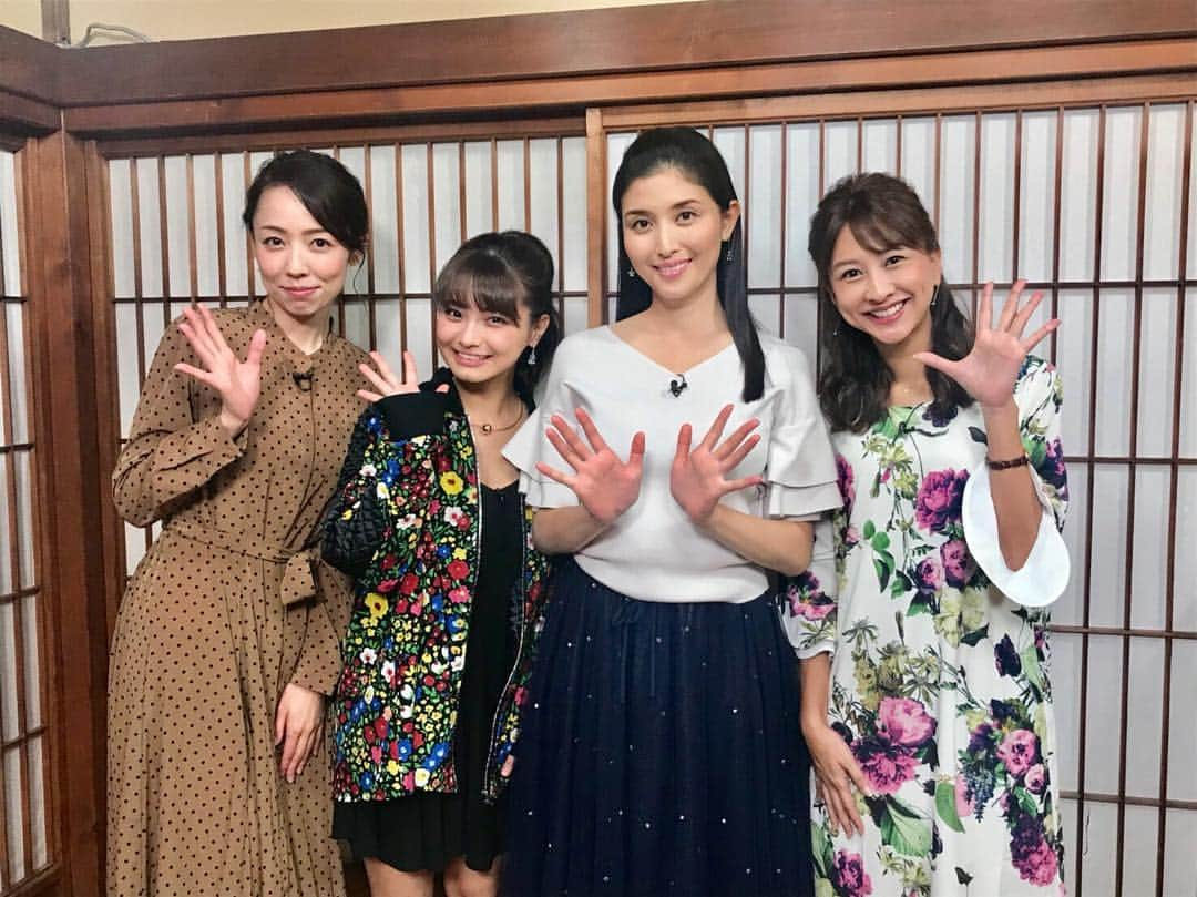 澤田南さんのインスタグラム写真 - (澤田南Instagram)「明日からスタートする 「橋本マナミのヨルサンポ５」 嬉しいことにまたレギュラーで出させてもらうことになりました💕🌃 . 部長のマナミさんと、グラビアアイドル片岡沙耶ちゃん、産婦人科医の丸田佳奈さんとお酒を飲みながらのわいわい女子会トーク… そうそう、これこれ、この感じ、ヨルサンポ🤩❤️ 女性の身体と巷に広がる性の噂についてぶっちゃけトークしてます！ ぜひ見てください💋 . 10月4日 23:00〜 BSフジ #橋本マナミのヨルサンポ」10月3日 12時33分 - sawada_minami