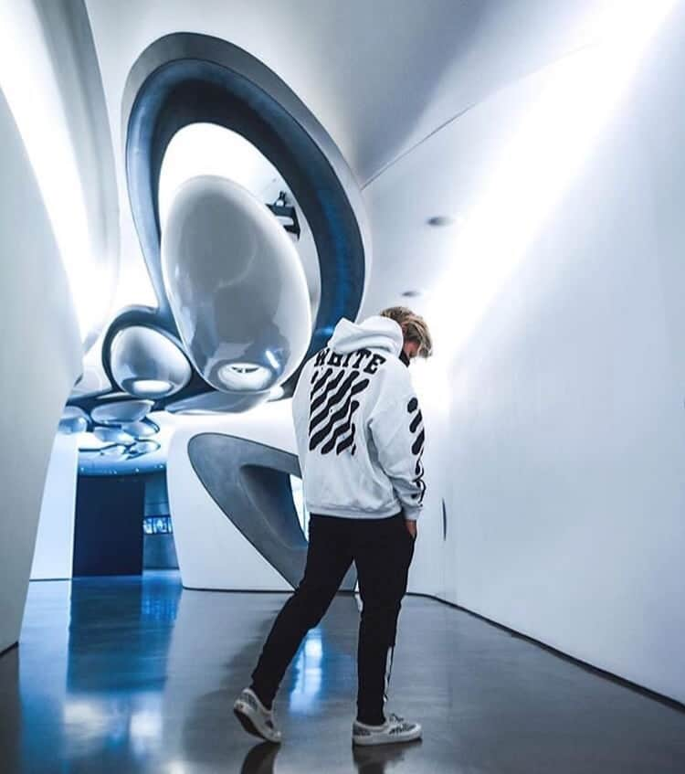 Vans Fan Pageさんのインスタグラム写真 - (Vans Fan PageInstagram)「Futuristic 🛸 [📸: @bxnmxclean]」10月3日 13時13分 - stayn_hype