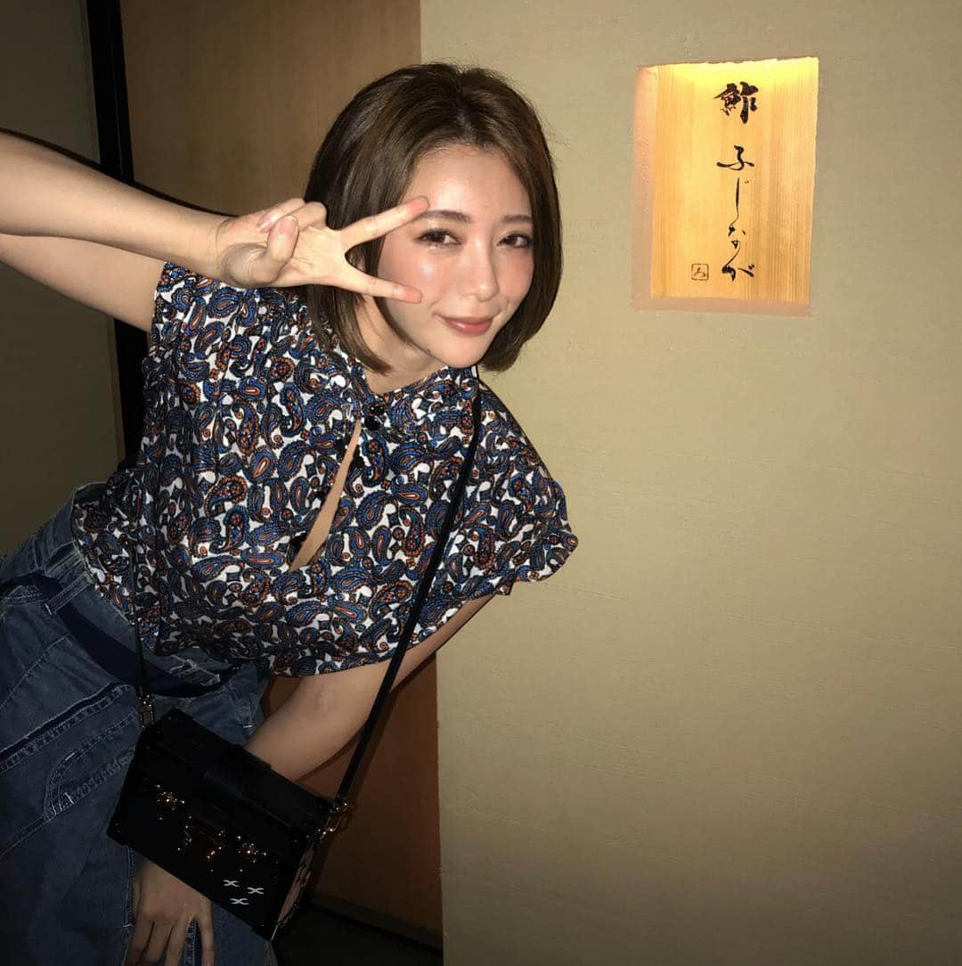 濱野りれのグルメインスタ