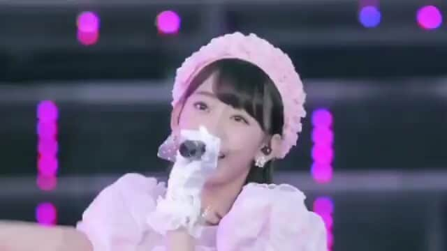 宮脇咲良のインスタグラム：「🎵Yume de kiss me  #宮脇咲良 #さくら #miyawakisakura #sakura #hkt48 #akb48 #izone #produce48 #미야와키사쿠라 #宮脇咲良 #MiyawakiSakura  #아이즈원 #アイズワン #kpop #idol」