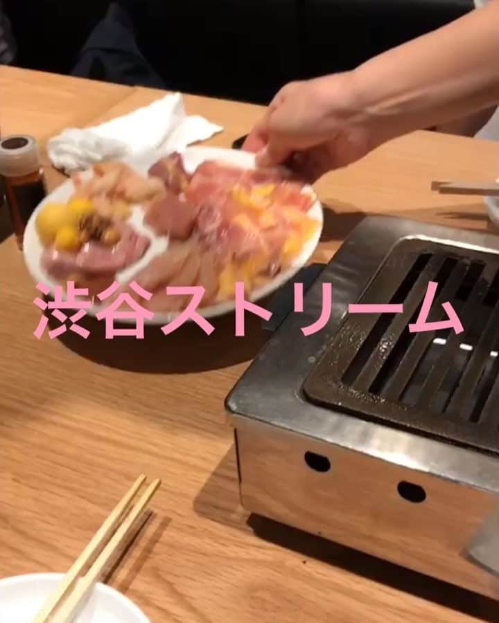 gd2dgのインスタグラム：「渋谷ストリームの鶏肉屋チキンキッチンさんに行ってきましたよ🐓 衝撃的な物ばかりでしたw  どれも美味しい！！ #渋谷ストリーム #チキンキッチン」