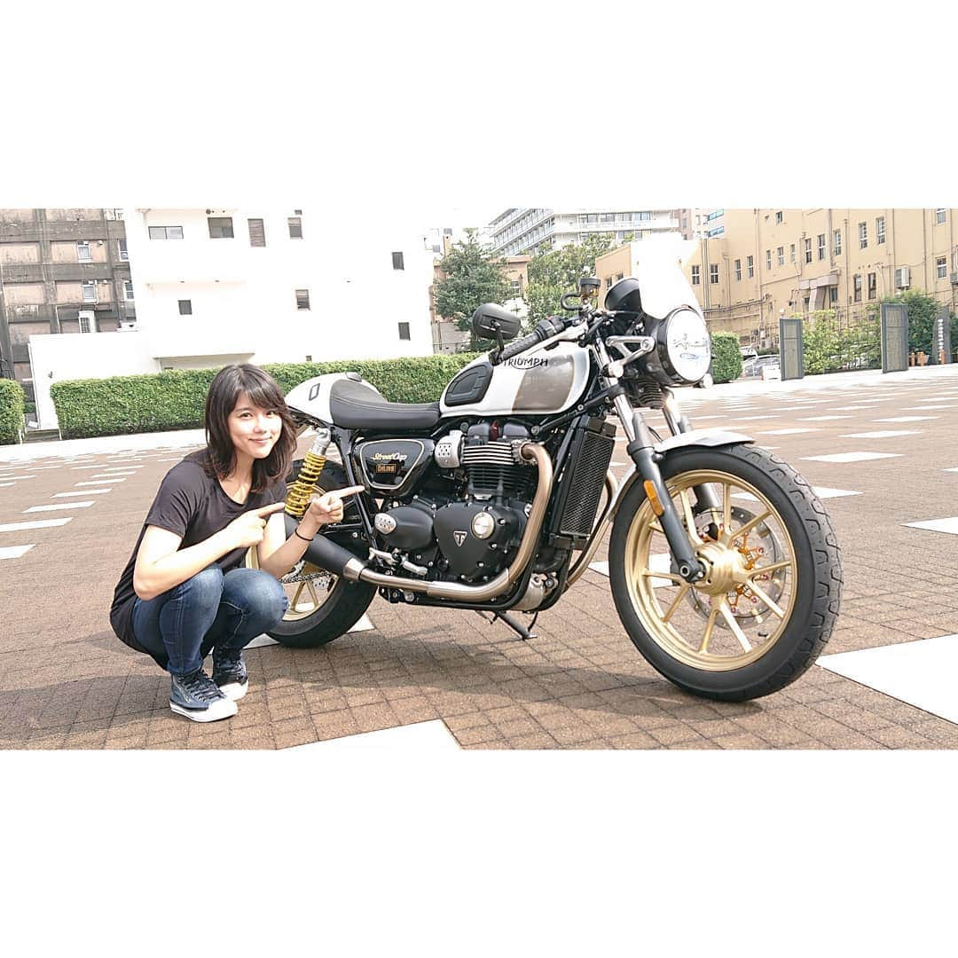 小野木里奈さんのインスタグラム写真 - (小野木里奈Instagram)「_ オフショットだよ🙋 . . . #バイク #バイク女子 #トライアンフ #bike #bikegirl #bikelife #rider #girlsbiker #triumph」10月4日 15時50分 - rina_onogi