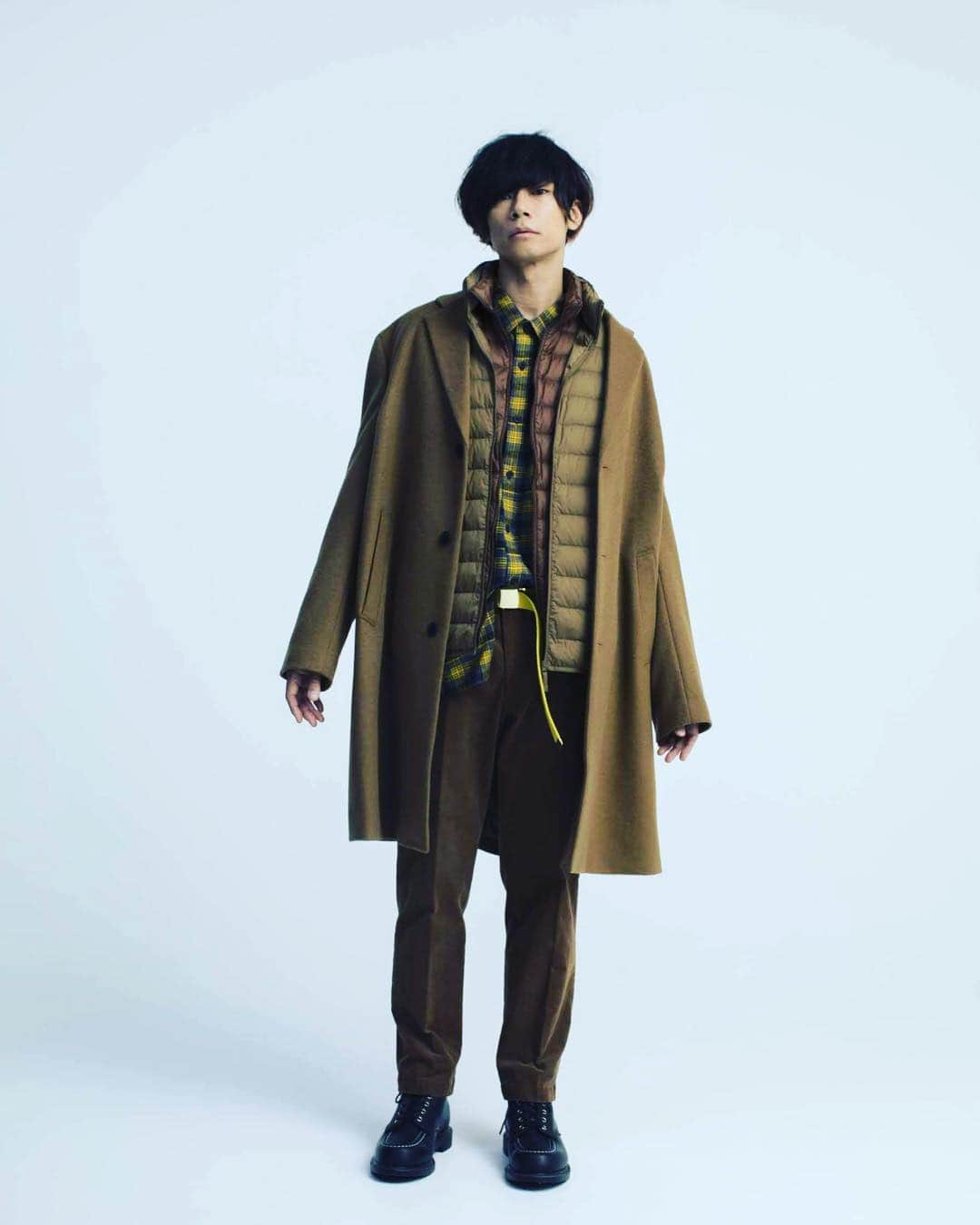 [ALEXANDROS]さんのインスタグラム写真 - ([ALEXANDROS]Instagram)「全身（ほぼ）ユニクロです。洋平 #mensnonnoweb  #uniqlo」10月4日 17時54分 - alexandros_official_insta