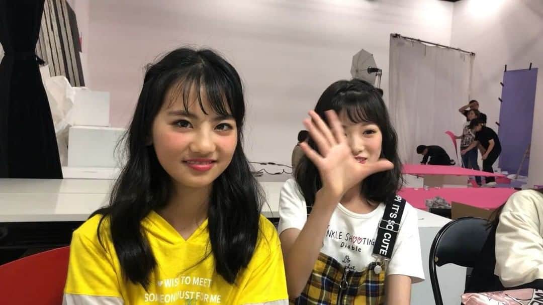 ニコ☆プチのインスタグラム：「YouTubeのココハ動画見てくれたかな？実はこの質問、他のプチモにもやってたんです笑 今週中にYouTubeにアップするのでお楽しみにー！ #ニコプチ #yesorno」