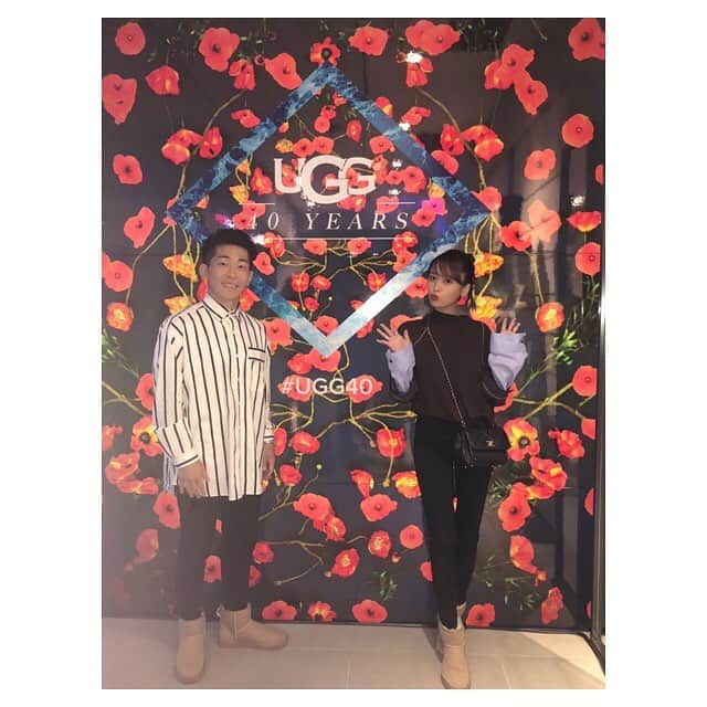 近藤千尋のインスタグラム：「UGG40周年イベントへ 太田夫婦で参加しました😍❤️ 娘ちゃんのブーツも一目惚れ😊 二人でお揃いのUGGを履いて 写真撮ってもらいました💖 #UGG40 #uggjapan」