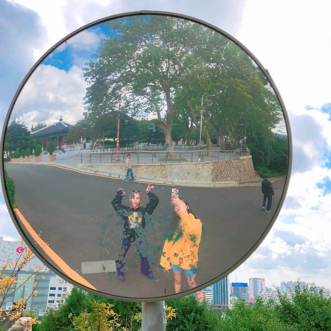 YURINOさんのインスタグラム写真 - (YURINOInstagram)「inBusanTower🇰🇷☁️ 帰るまで釜山ﾀﾜ-さんぽ🦍 はじめて行くところは すべてが新しくてﾜｸﾜｸするから好きです💖😬 #BusanTower #釜山 #アンエンユリ」10月4日 20時38分 - yurino_happiness