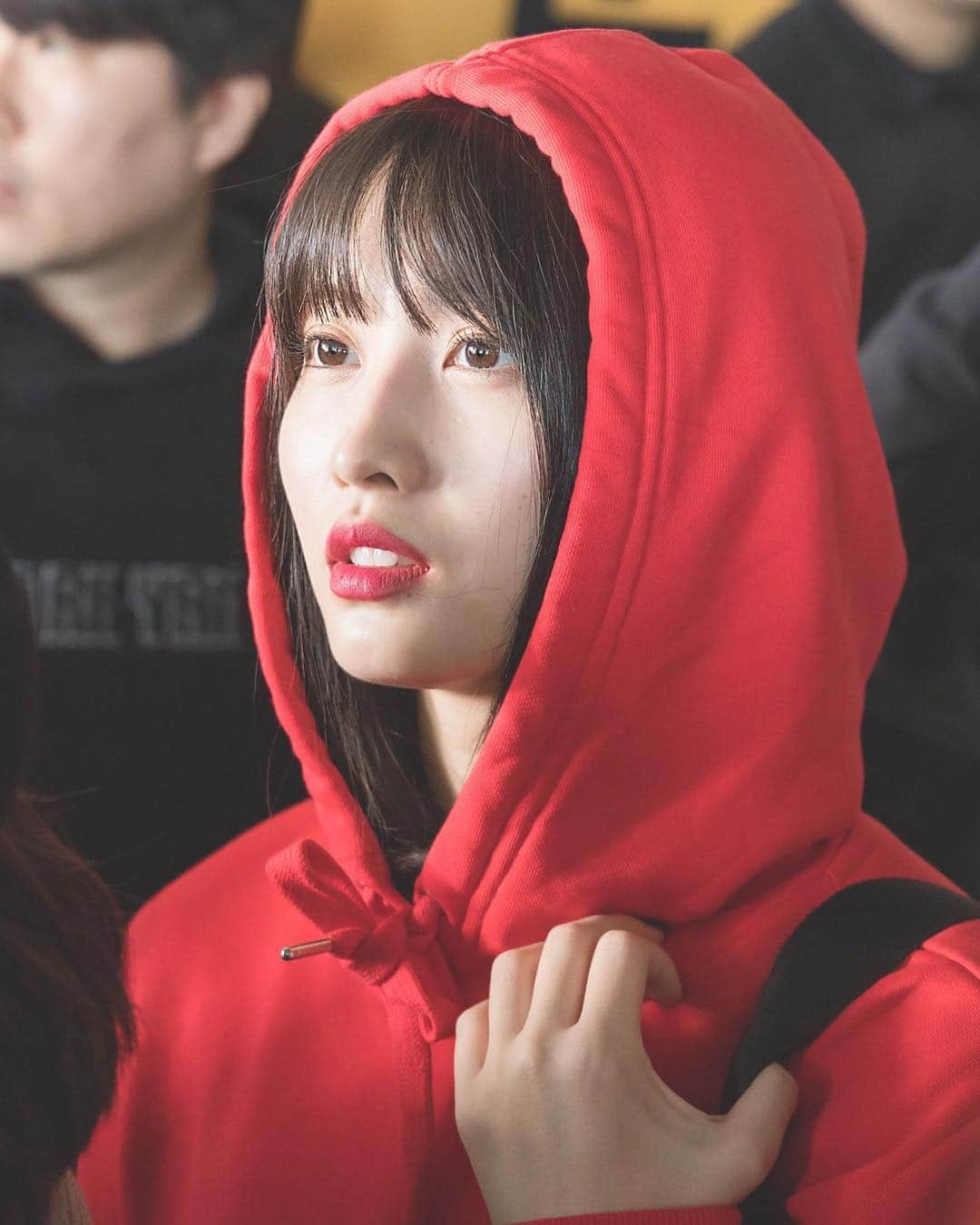 モモさんのインスタグラム写真 - (モモInstagram)「♡ [Fantaken] #모모 - 181004 Incheon Airport back from Japan  #트와이스 #모모 #平井もも #もも #TWICE © mozzi house」10月5日 1時36分 - momojype