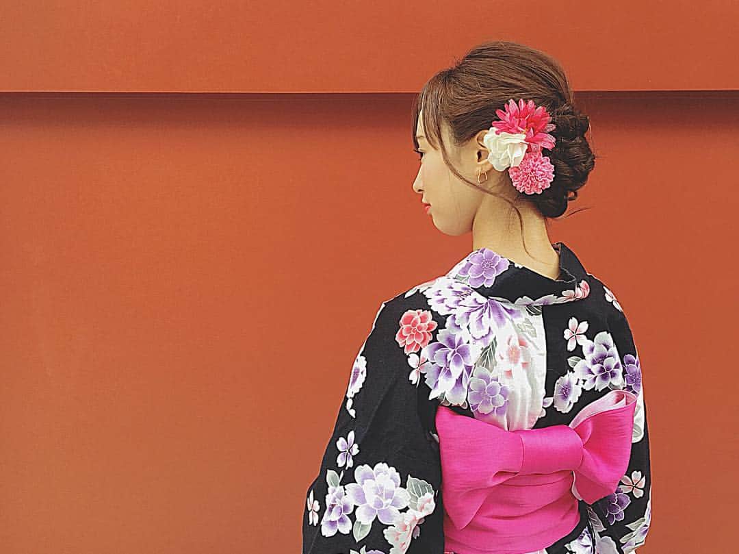 のインスタグラム：「幼馴染と浅草に行きました☺️🌷 小学生振り？に浴衣着れてよかったです❣️ でも途中からちょっとお腹が苦しかったかな😣💦 かき氷美味しかった🤤💗 #東洋英和 #ミスコン #いいね返し #likeforlikes #like4likes #l4l #likelike #instagood #instafashion」