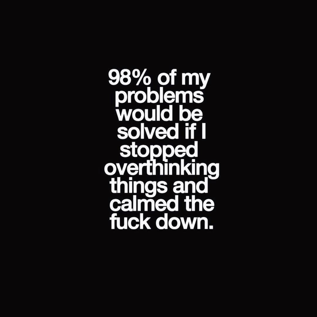 マリッサ・ウェッブのインスタグラム：「#currently  Or maybe always since I tend to be an over thinker.  #remindertoself  happy Thursday y’all  #coolit #qotd #wisdom #truth #justchill  #goodvibesonly #thinkpositive」
