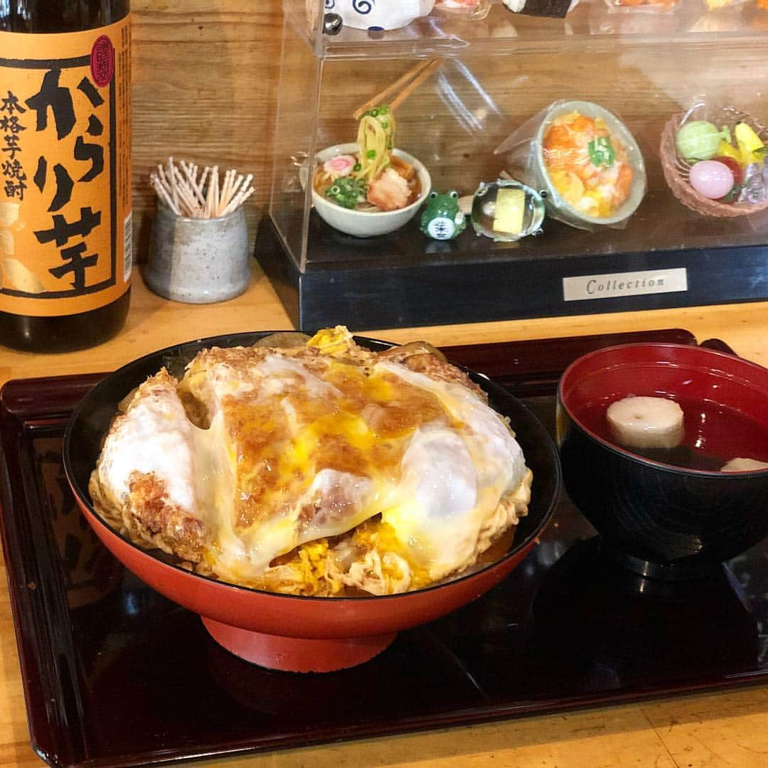 岡峰光舟さんのインスタグラム写真 - (岡峰光舟Instagram)「かつ丼と食玩の食品サンプル。💯 #とんフレ #カツ丼 #北海道」10月5日 12時40分 - kohshuokamine