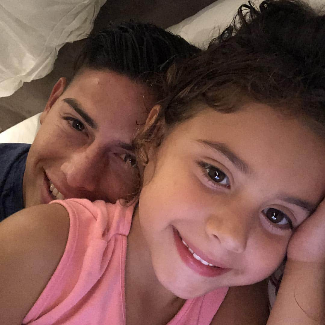 ハメス・ロドリゲスさんのインスタグラム写真 - (ハメス・ロドリゲスInstagram)「Mi noche. 😍」10月6日 5時52分 - jamesrodriguez10